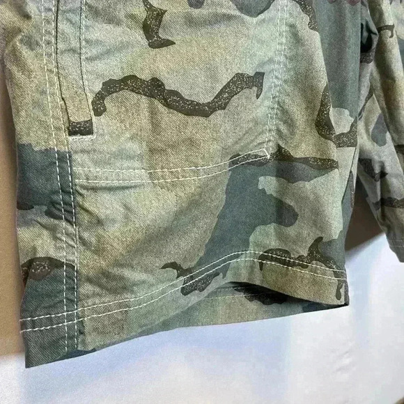 Levi Signature Men's Shorts Big & Tall Size 42 Camo Cargo Shorts Fish Camp Hike - Picture 4 of 8